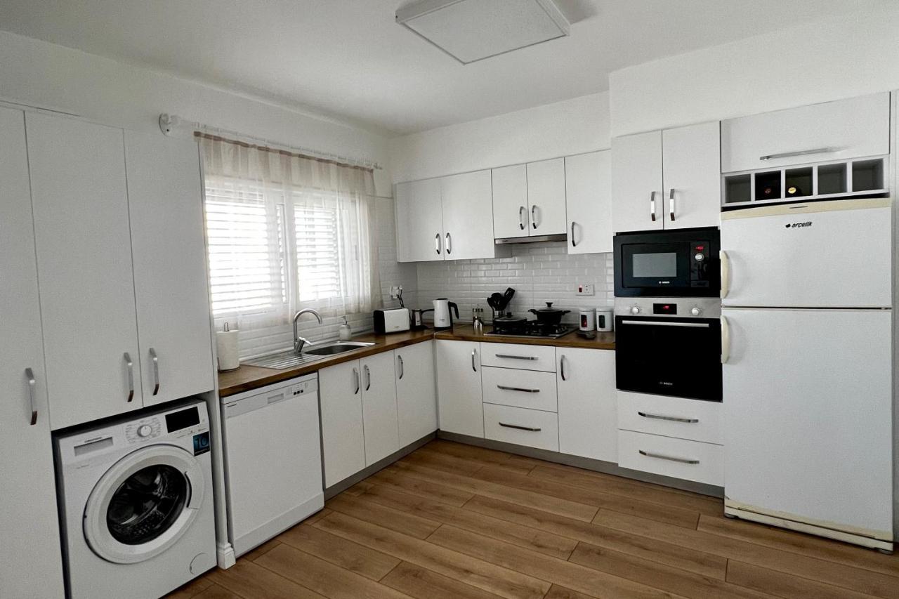 Stylish 3 Bedroom Apartment In Kyrenia Northern Cyprus Kyrenia (Northern Cyprus) Exterior foto